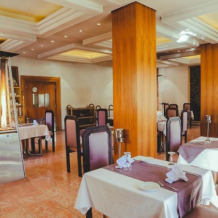 Hotel Perce Neige Ifrane  Bagian luar foto