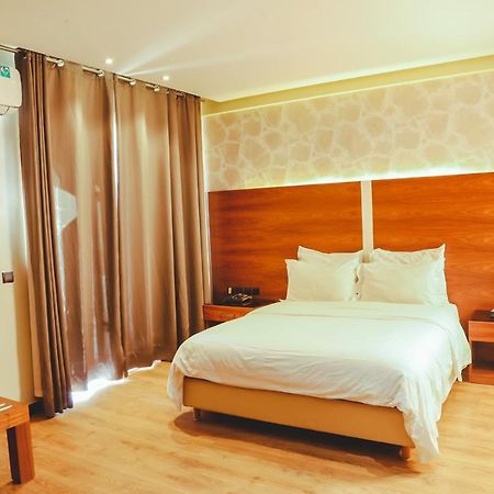 Hotel Perce Neige Ifrane  Bagian luar foto