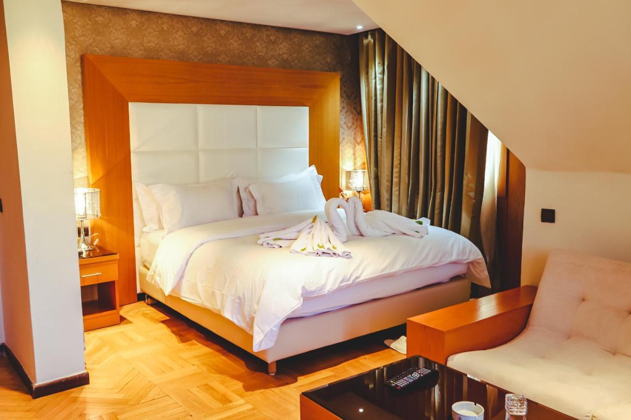 Hotel Perce Neige Ifrane  Bagian luar foto