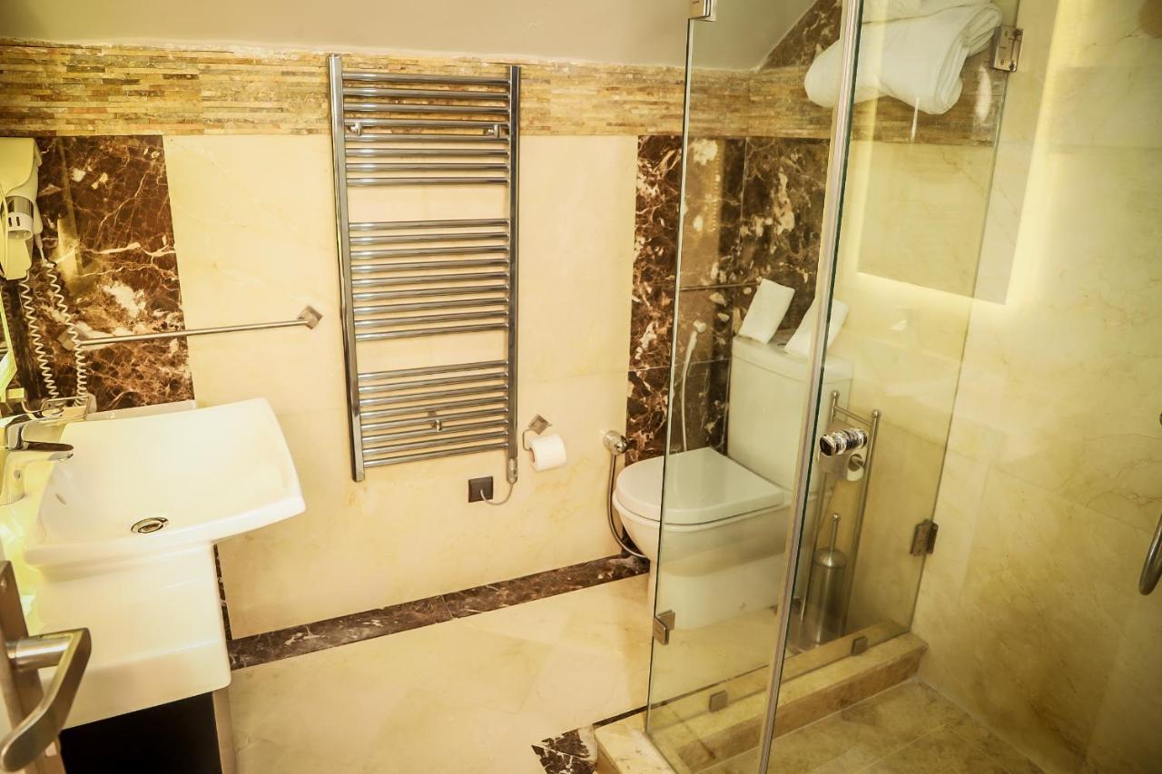 Hotel Perce Neige Ifrane  Bagian luar foto