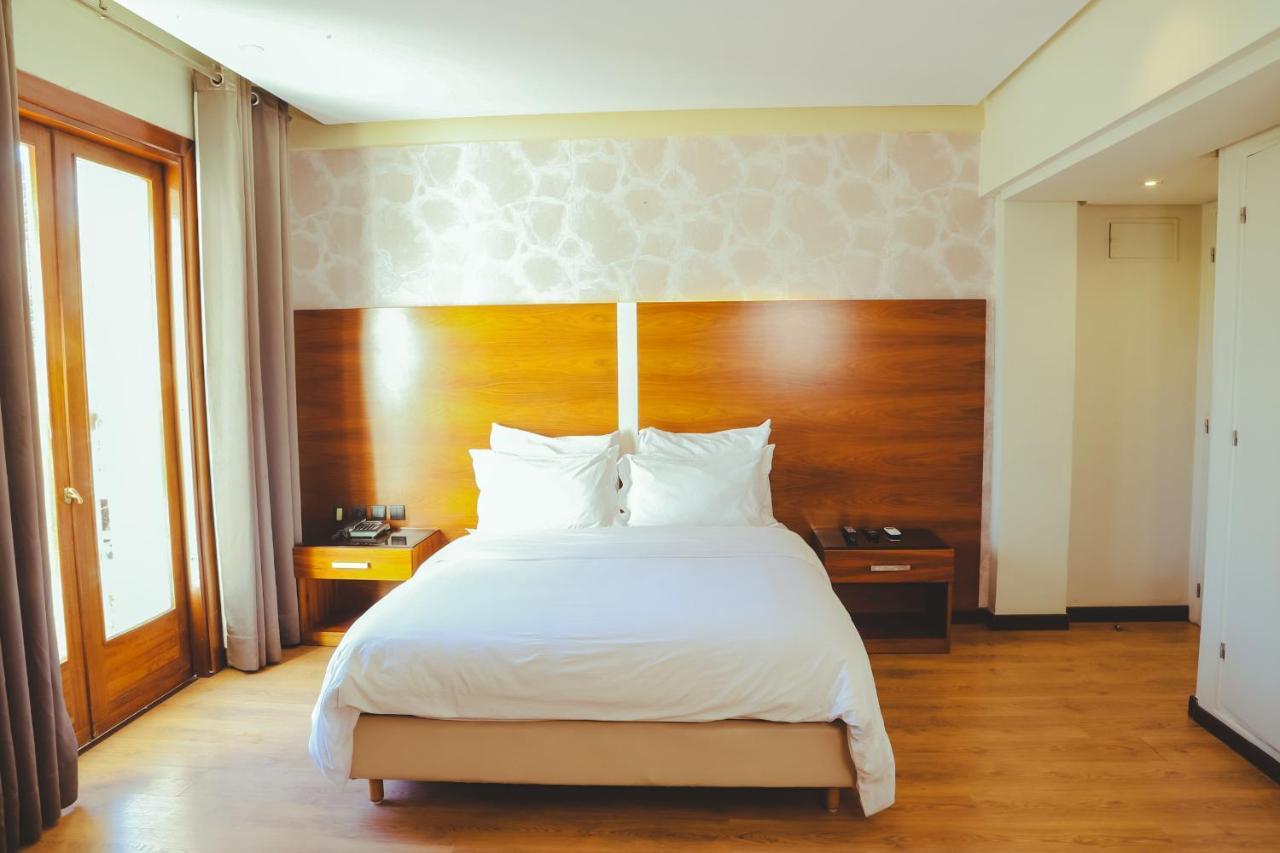 Hotel Perce Neige Ifrane  Bagian luar foto