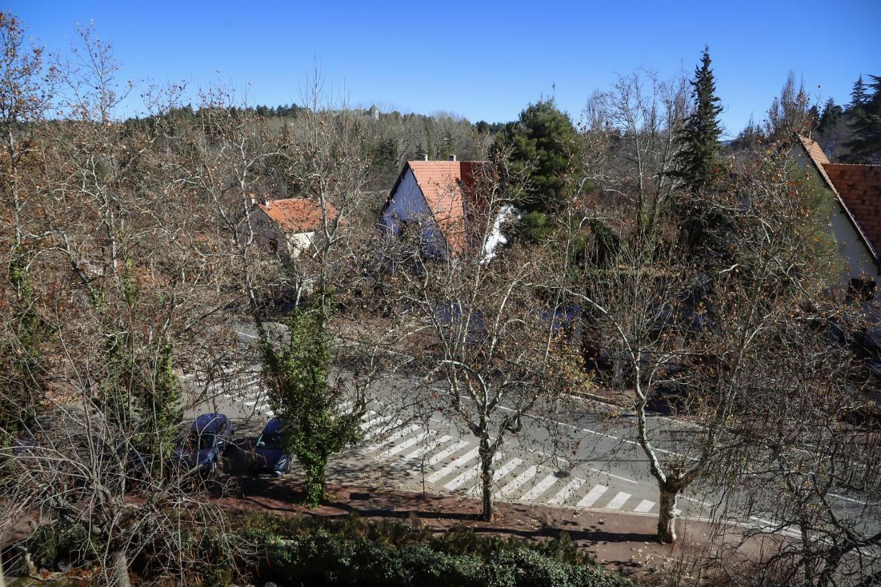 Hotel Perce Neige Ifrane  Bagian luar foto